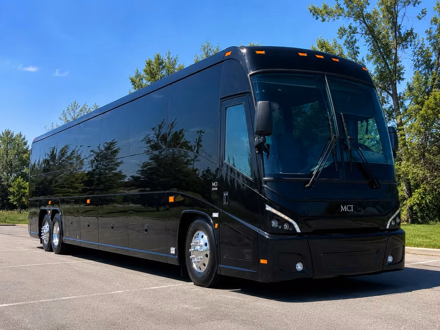 charter buses to the monterey bay aquarium make the best watsonville field trips